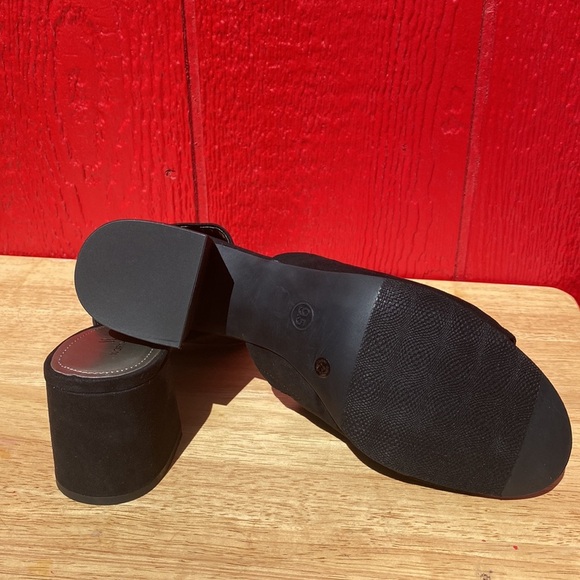 Worthington Shoes Sandals - Picture 6 of 6